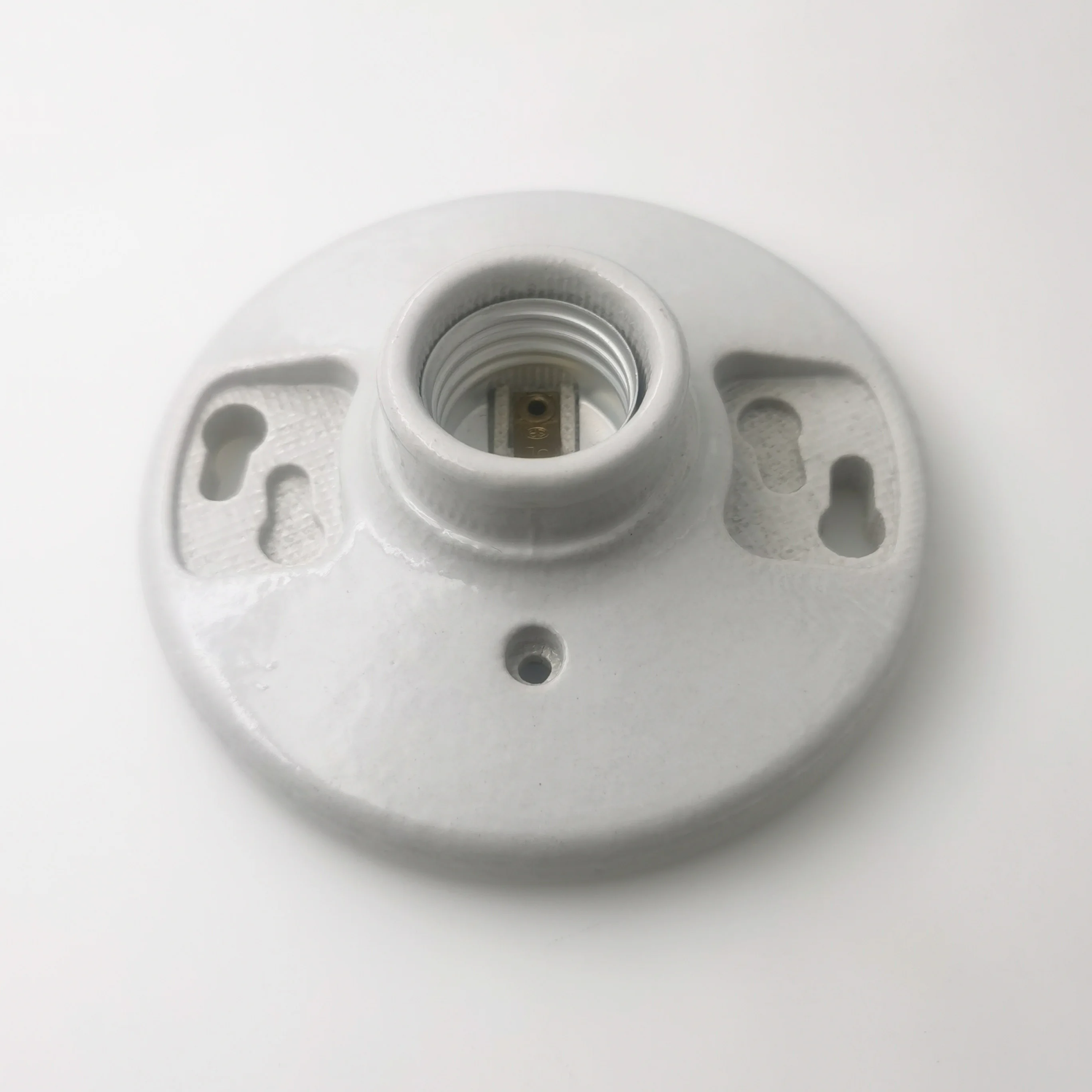 Фарфоровый патрон ELEGRP 660 США 250 Вт 6613 в белый среднего