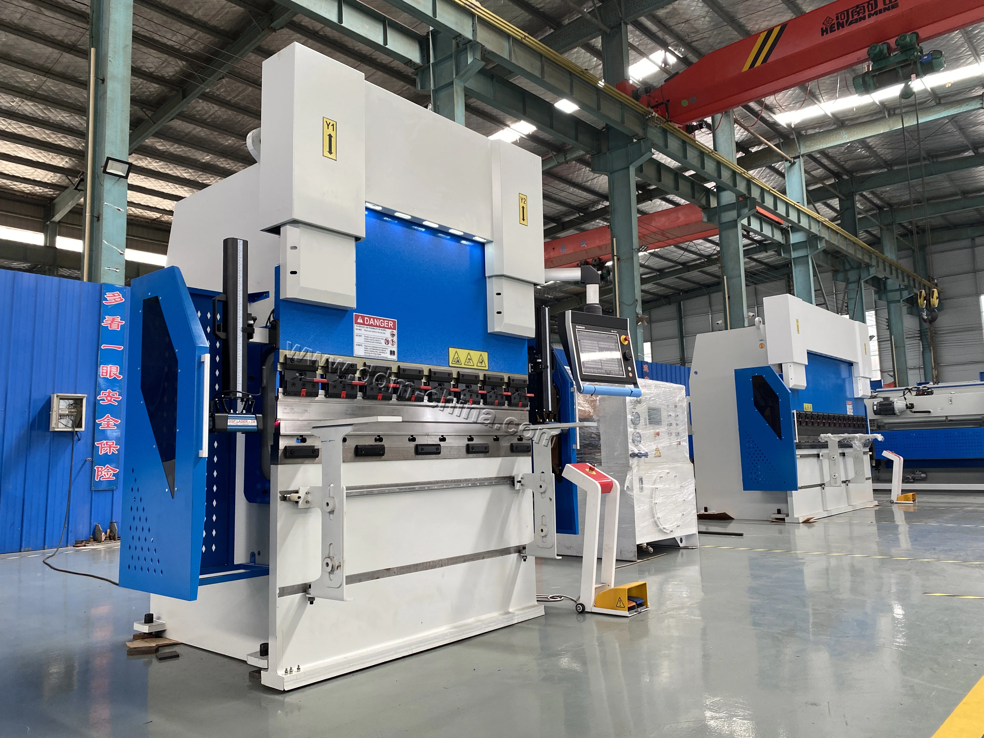 DDM WE67K standard industrial press brake cnc hydraulic press brake machine suppliers from china