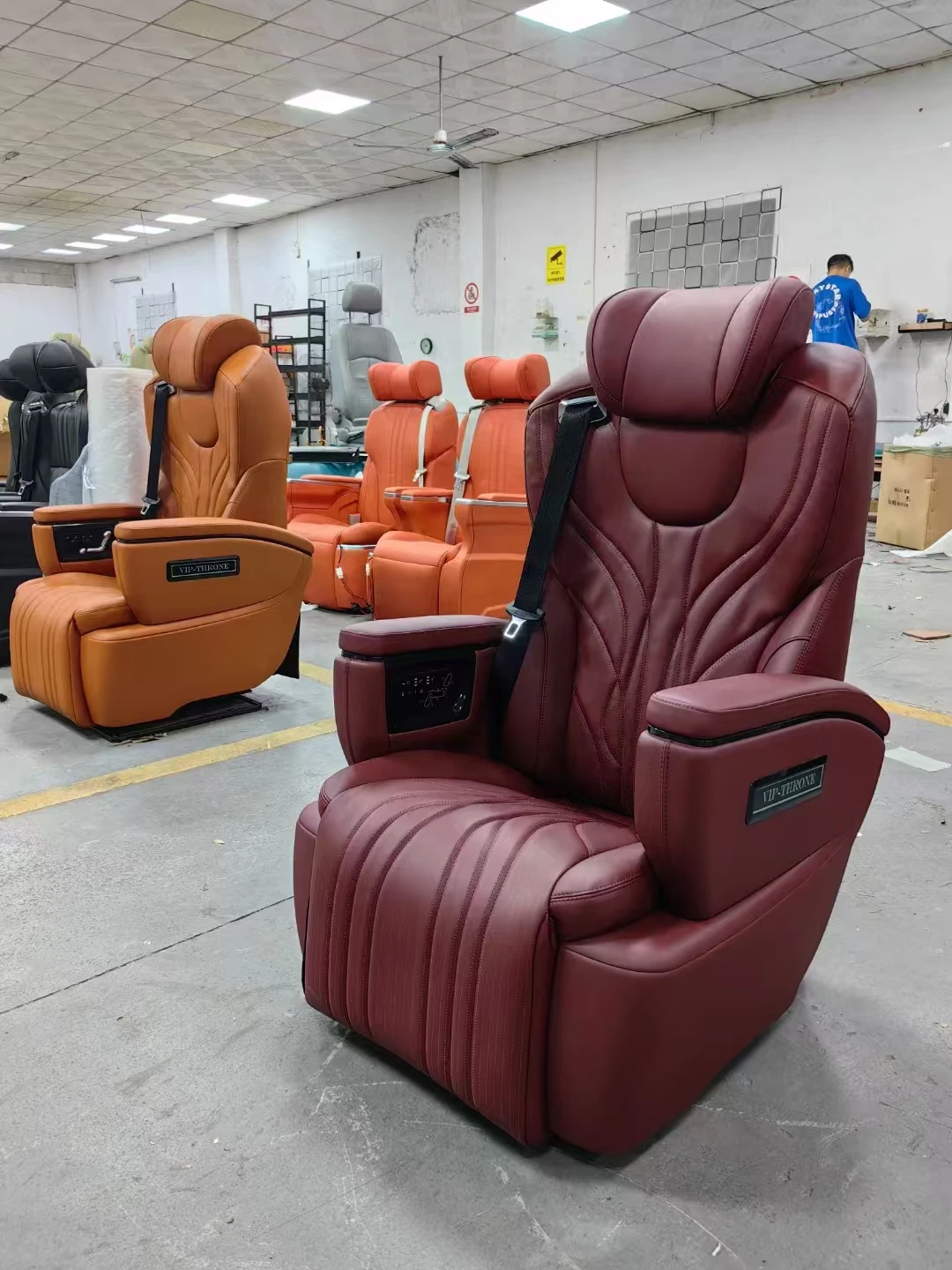 OTW-AEF4.0-ST New style hyundai carnival seats swivel reclining vip conversion camper luxury van seats with electric footrest