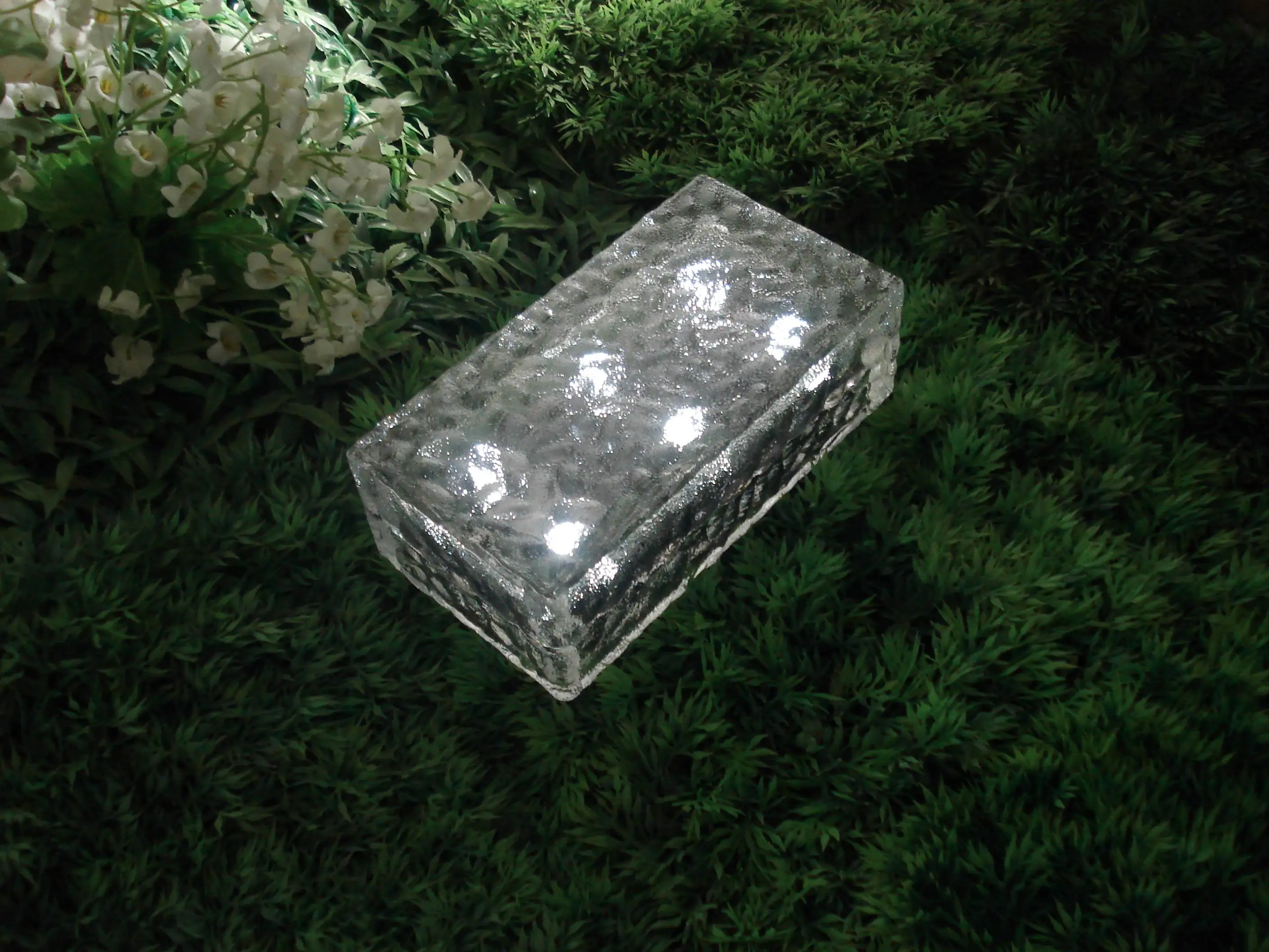 HANKO Wholesale Outdoor Pavement Solar LED Ice Glass Brick for Garden Decoration Light