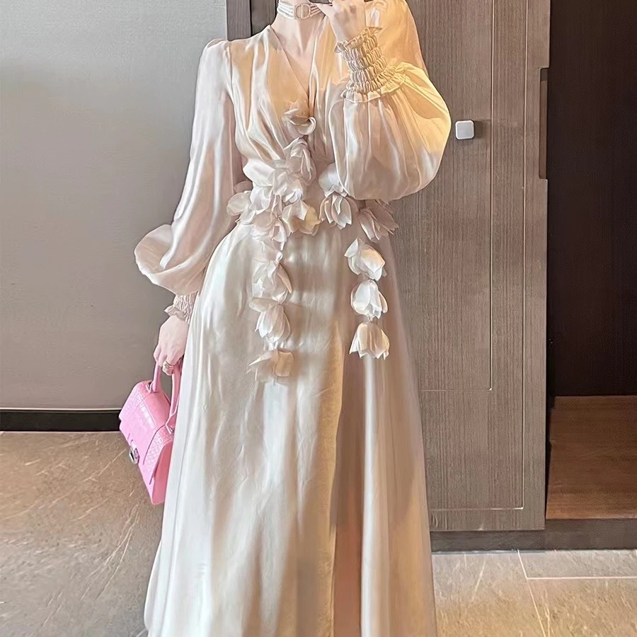 Elegant 2023 New Arrival Spring  New V-neck White Swan Feather Waist Dress Feminine Silk Sexy Beauty Fairy Holiday Dress
