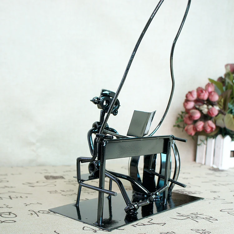 Office Standard Desktop Metal Music Figurine Round Pen pencil Cup Holder Organizer Container