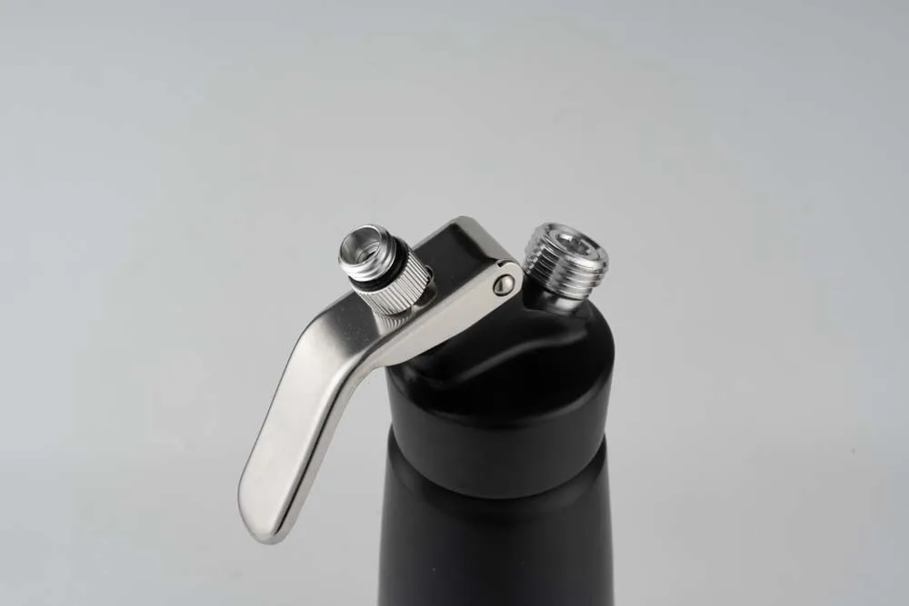 OEM Factory Customize High Quality 250 ml Aluminum Cream Whip Dispenser Cream Whipper