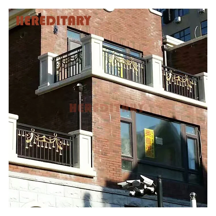 Балконная балюстрада, стальные ограждения, гриль для переднего крыльца