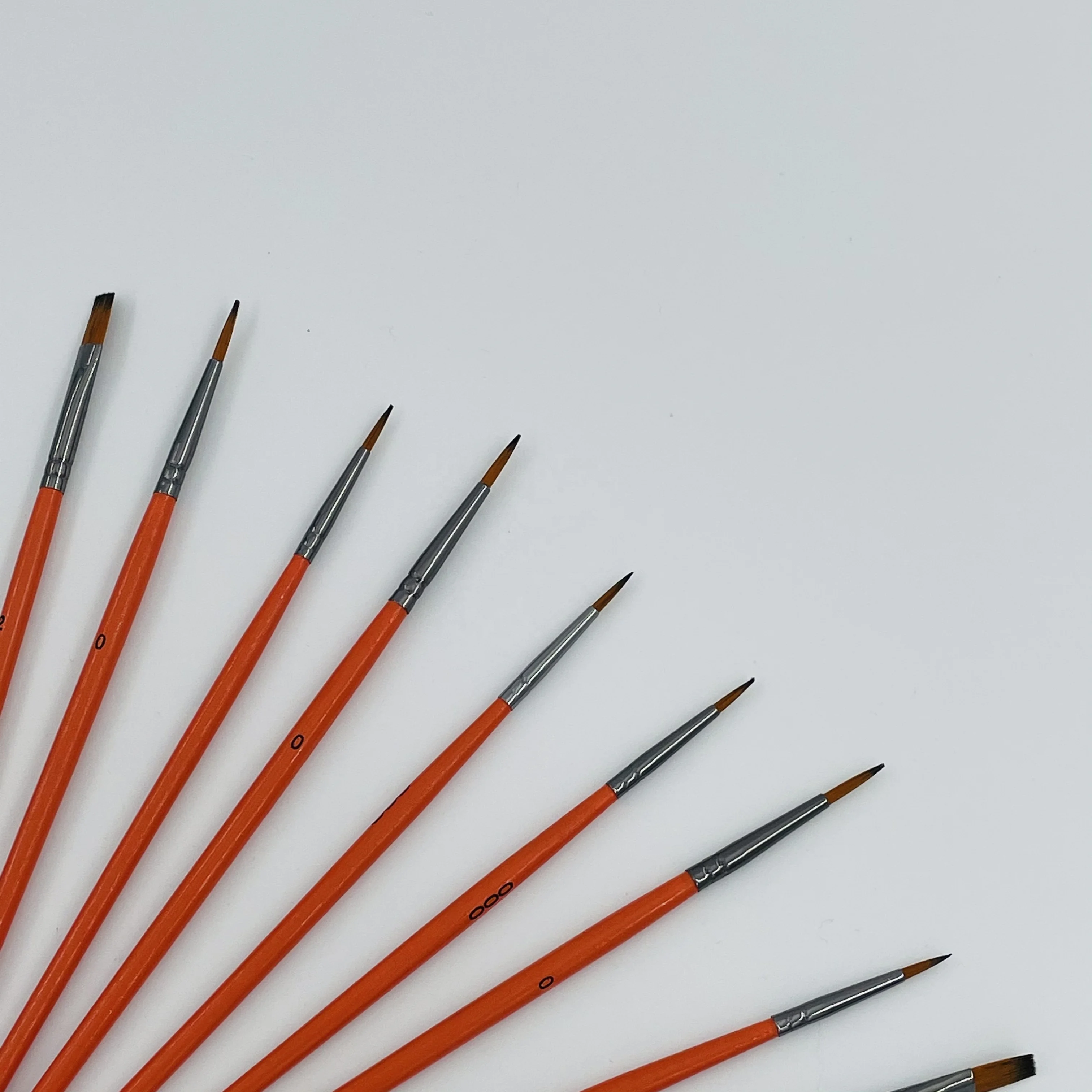 2022 amazon hot sale 12 Pcs tiger color nylon grey aluminum tube orange color wooden handle artist paint brush set for oil paint
