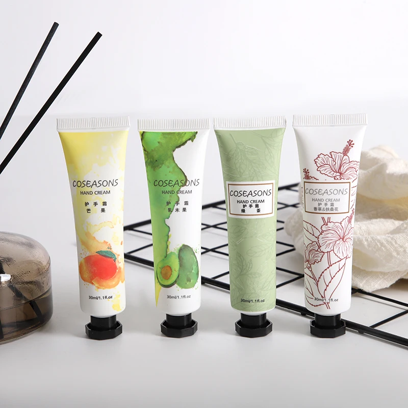 Увлажняющий крем-лосьон для рук с фирменной