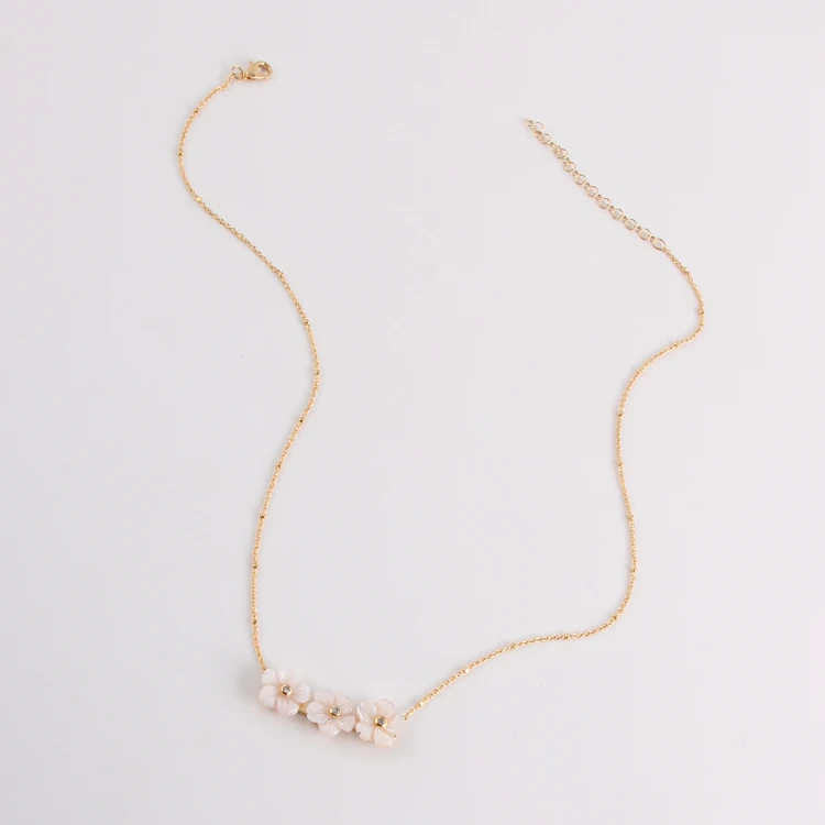 
Hot sale handmade natural pearl chain three flower shell necklace 