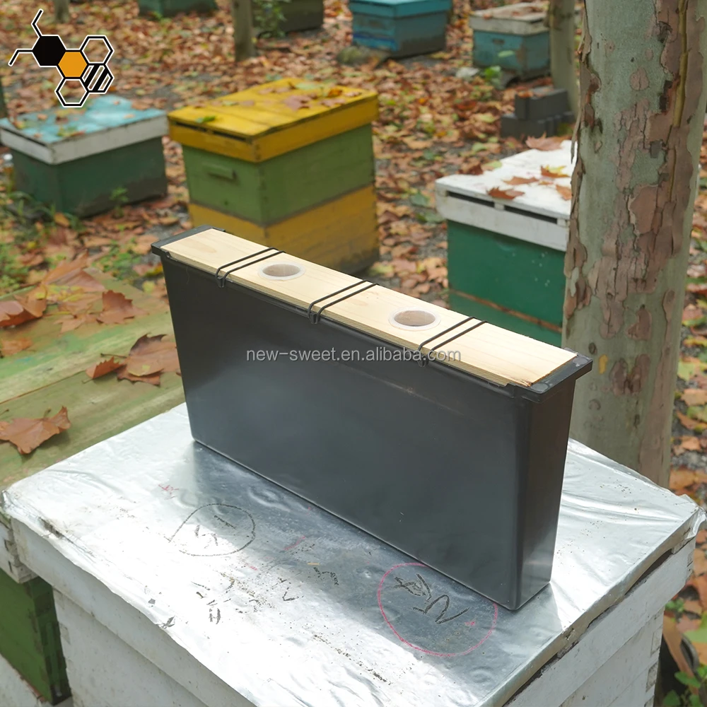Beekeeping Tools 3.5L Plastic Frame Bee Feeder