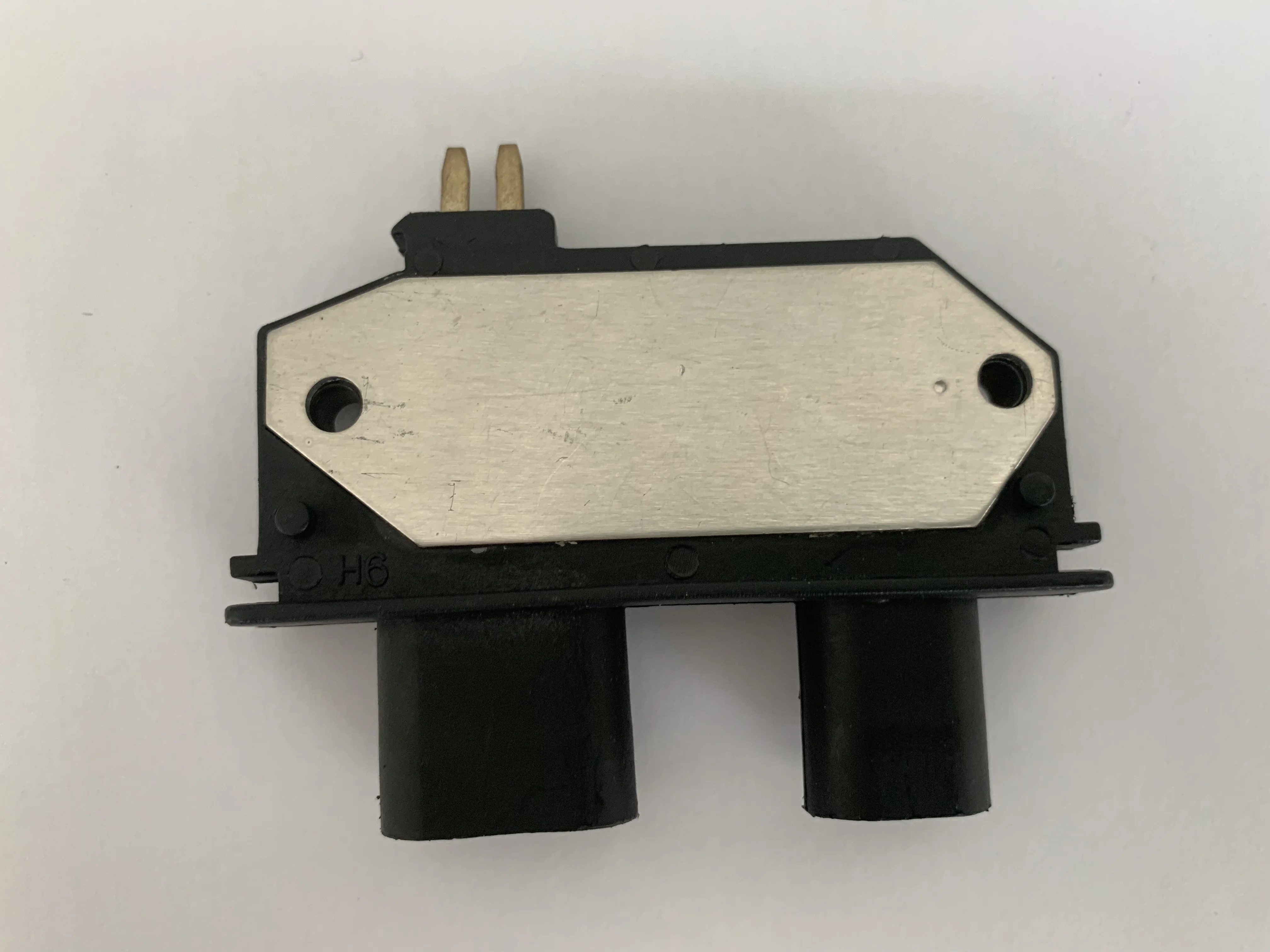 Ignition Control Module  For  CHEVROLET  DAEWOO  DELCO  16139379  1989747   D1978  16139379