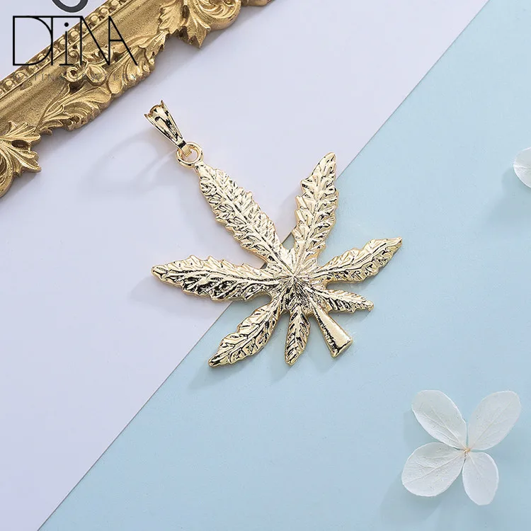 14k rolling gold maple leaf pendant Drug leave jewelry