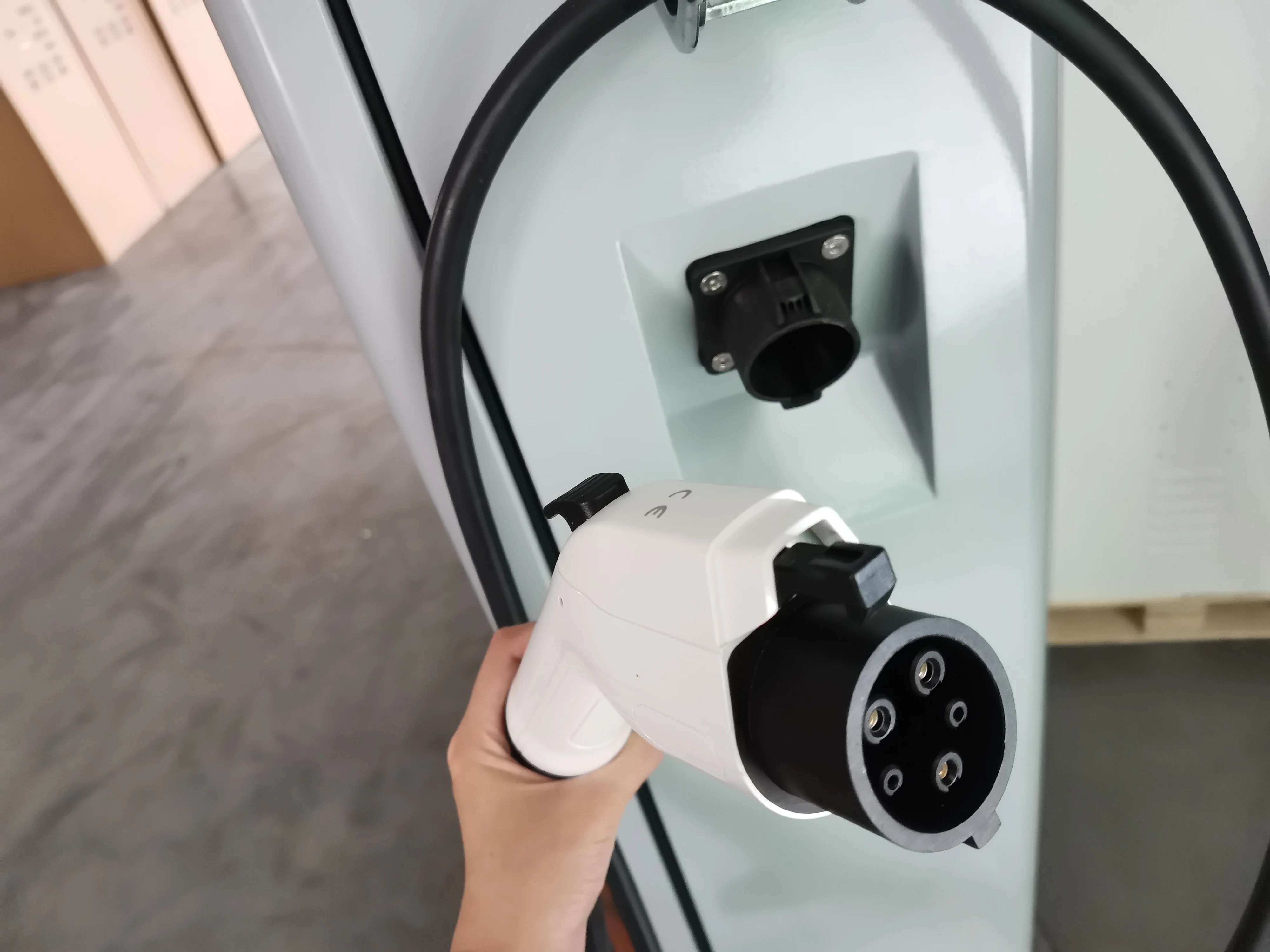 UEOEM Dual guns 14KW home AC EV Charger outdoor Type 1, Type 2 or GB/T floor-standing electric car charger