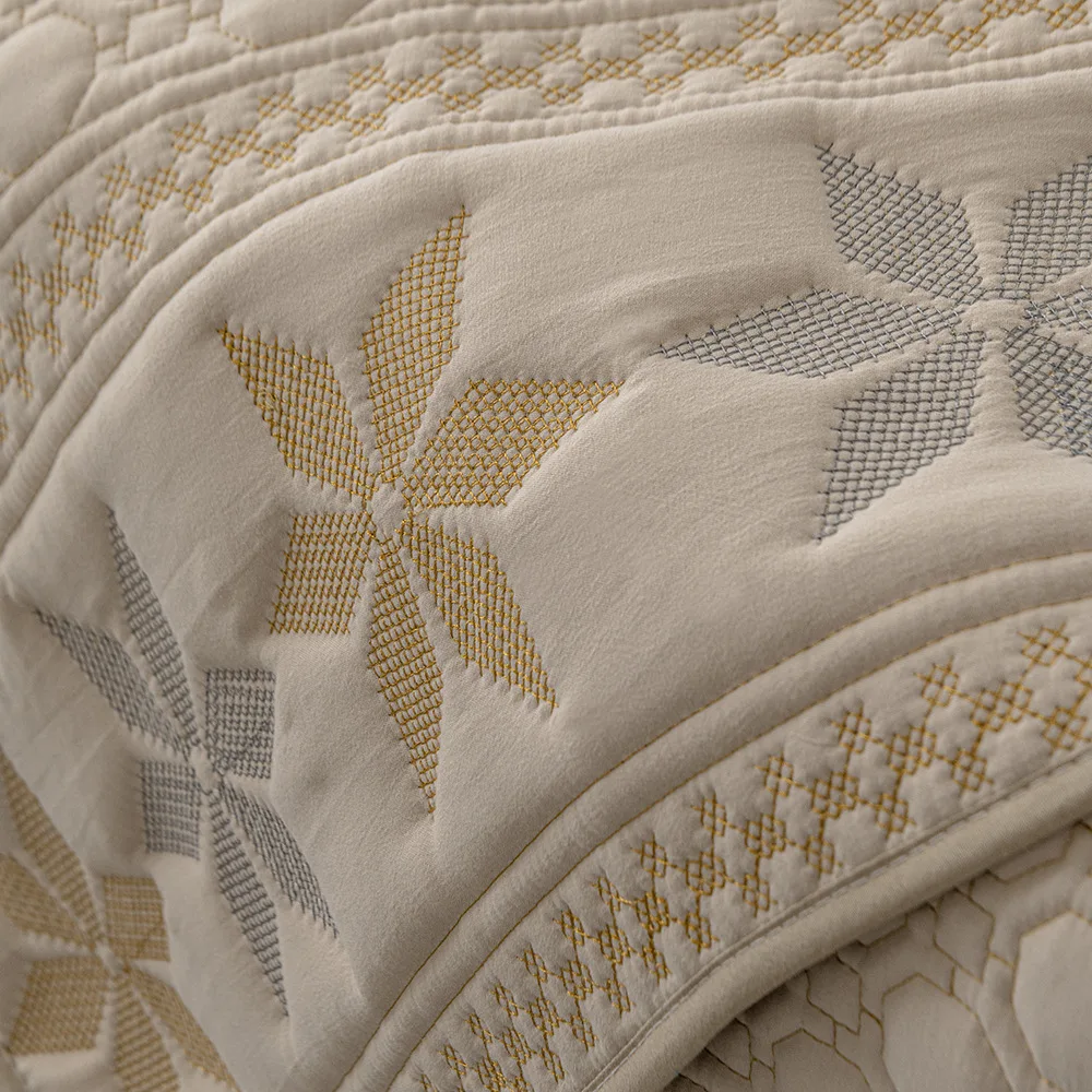 Simple Modern Nordic Four Seasons Embroidery Sofa Cushion Universal Non-Slip Cover Cloth Towel Solid Color Fabric Slipcovers