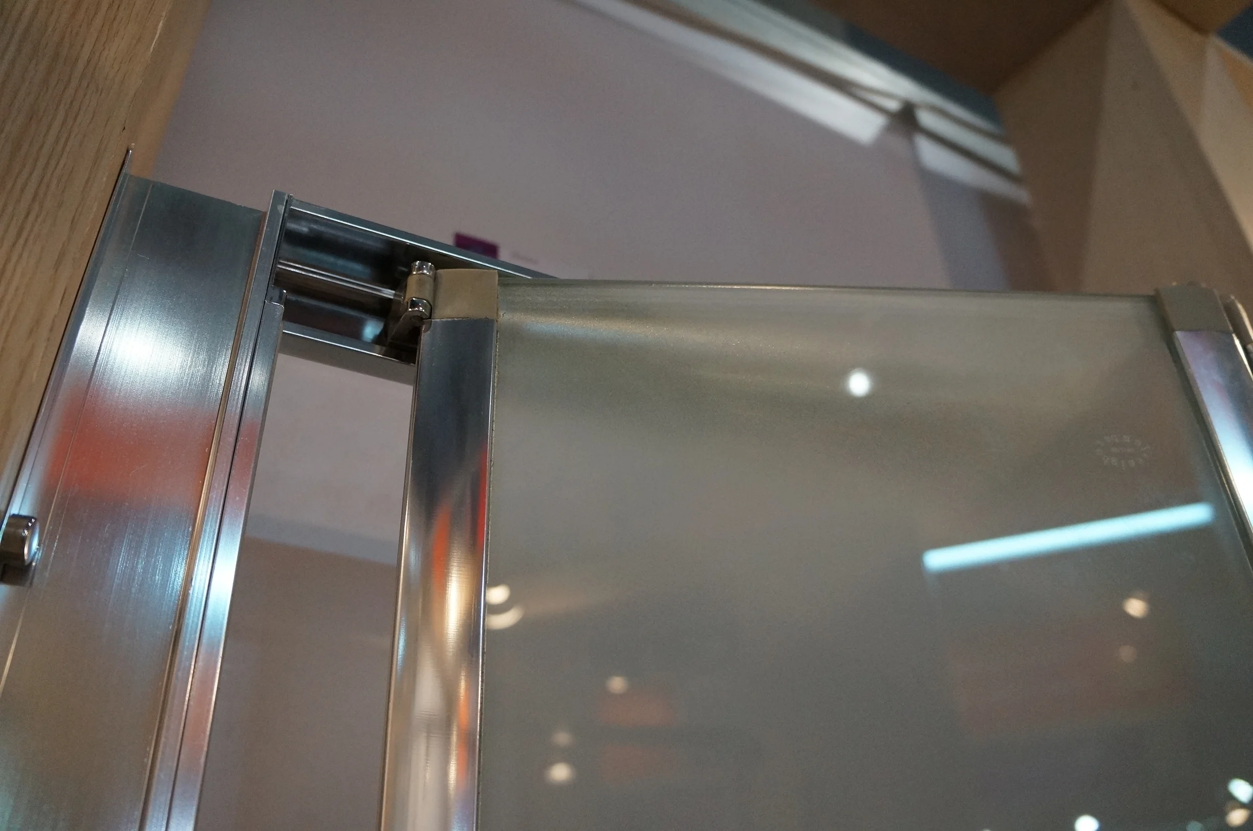 Modern Design Wholesale Cheap Bathroom Swing Accordion Shower Door Folding Shower Screen