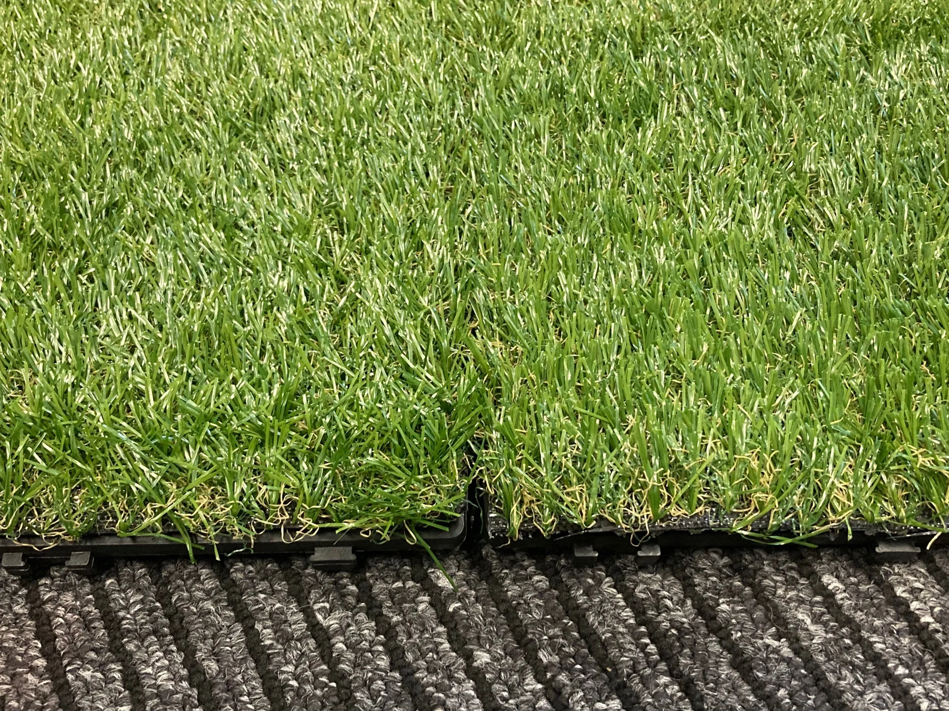 UNI  TURF Artificial Grass Tiles Interlocking Turf Deck self-draining Mat Flooring Decor Pad for Dog Pet indoor outdoor