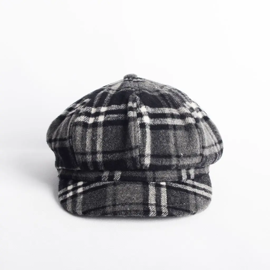 Korean Style Plaid Black And White Grid Beret Caps Custom Embroidery Logo Winter Berets
