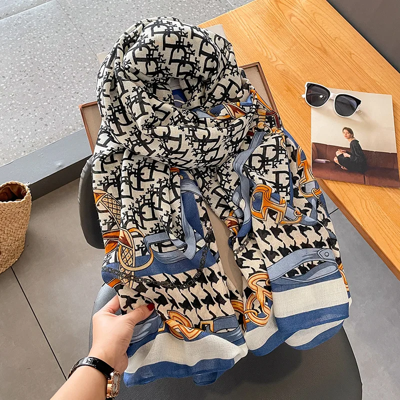 Manufacturer newest fashion chain pattern head scarf shawl for women classic black and white houndstooth printed viscose scarves