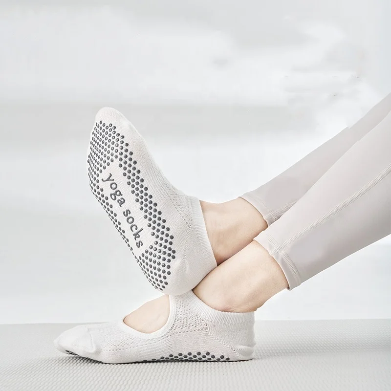 Professional Fashion Yoga Socks New Rubber Soles Non-Slip Breathable Anti-Friction Multi-Color Options Yoga Socks For Women
