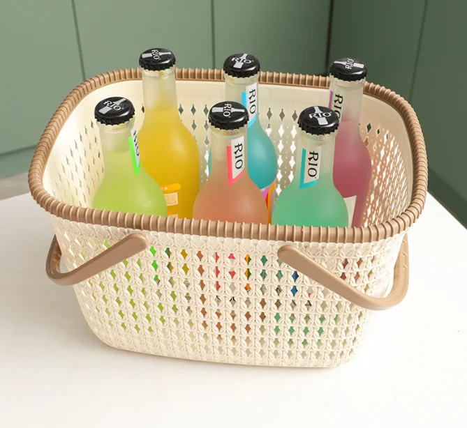 2024 new design  wholesale plastic  picnic camping basket