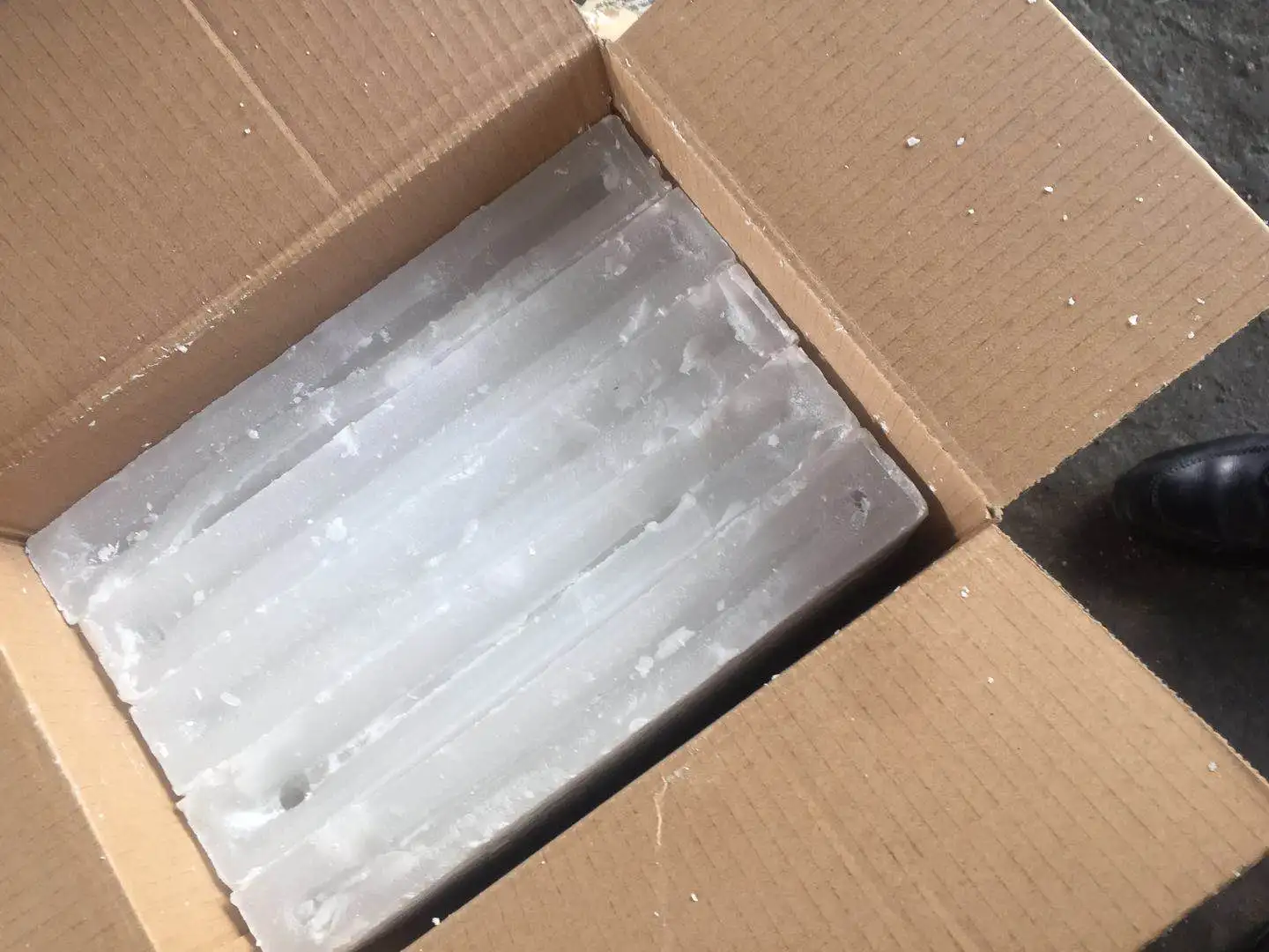 industrial use Fully Refined Paraffin Wax Pure Solid 54-64 Paraffin Wax