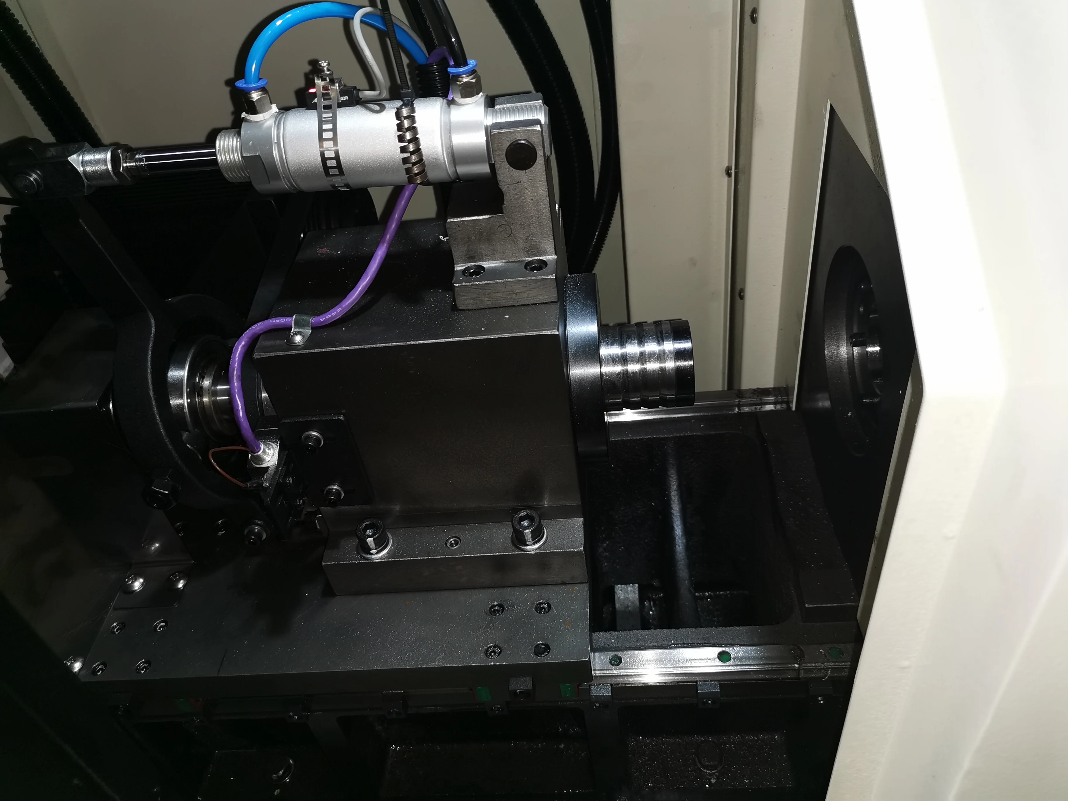 High precision CK1113 swiss type cnc lathe with competitive price