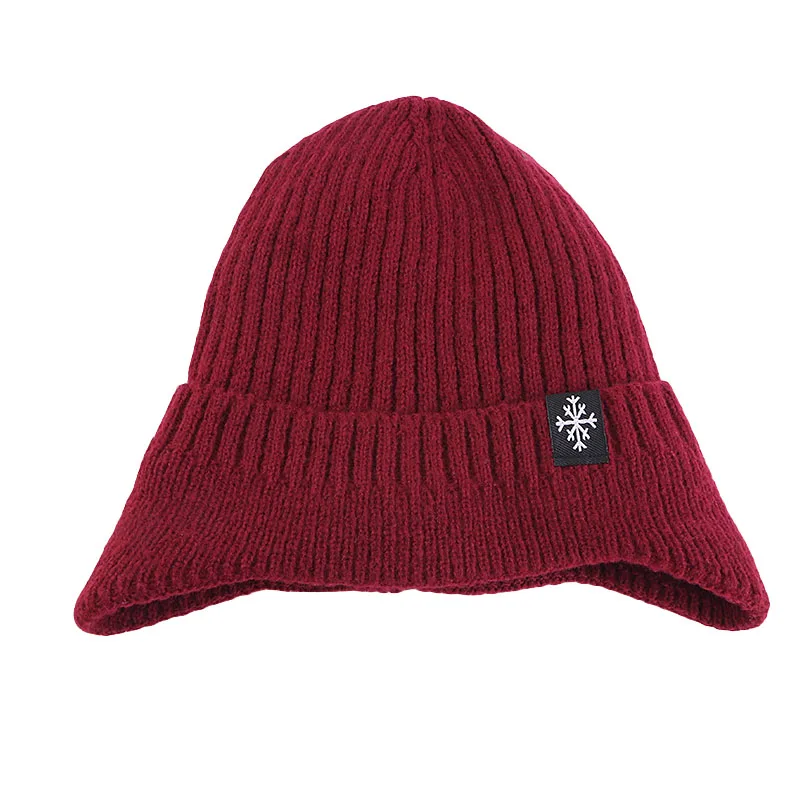 Fashion Design Caps Ear Wrapped Knit Hats With Snowflake Patterns Acrylic Winter Beanies Warm Hats