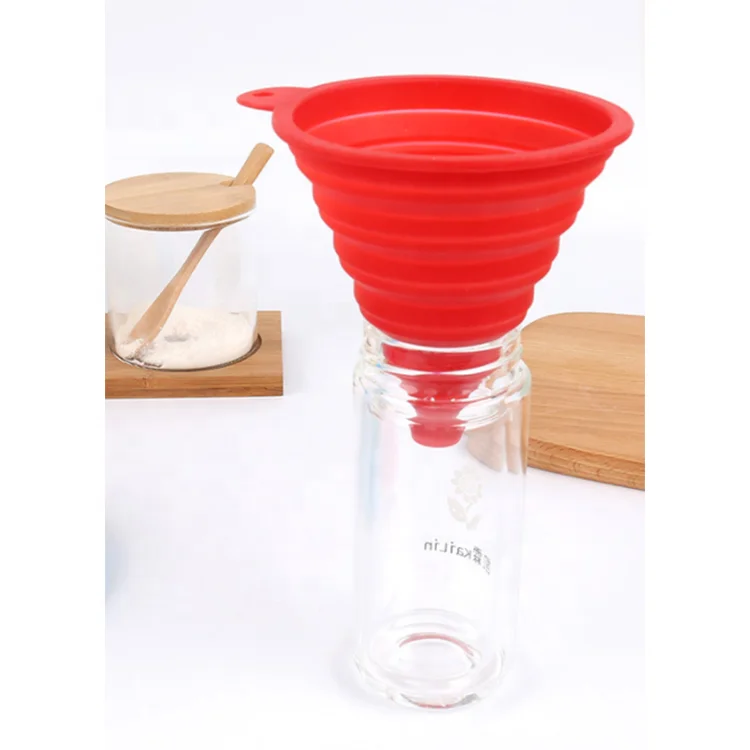Factory Wholesale Kitchen Tools Foldable Oil Leak Silicone Collapsible Funnel For Beer