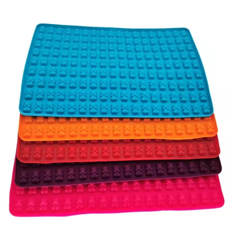 Food Grade Silicone Bear Gummy Molds Puppy Dog Treat Tray for Baking and Freezing Candy Chocolate Biscuit Ice Cube
