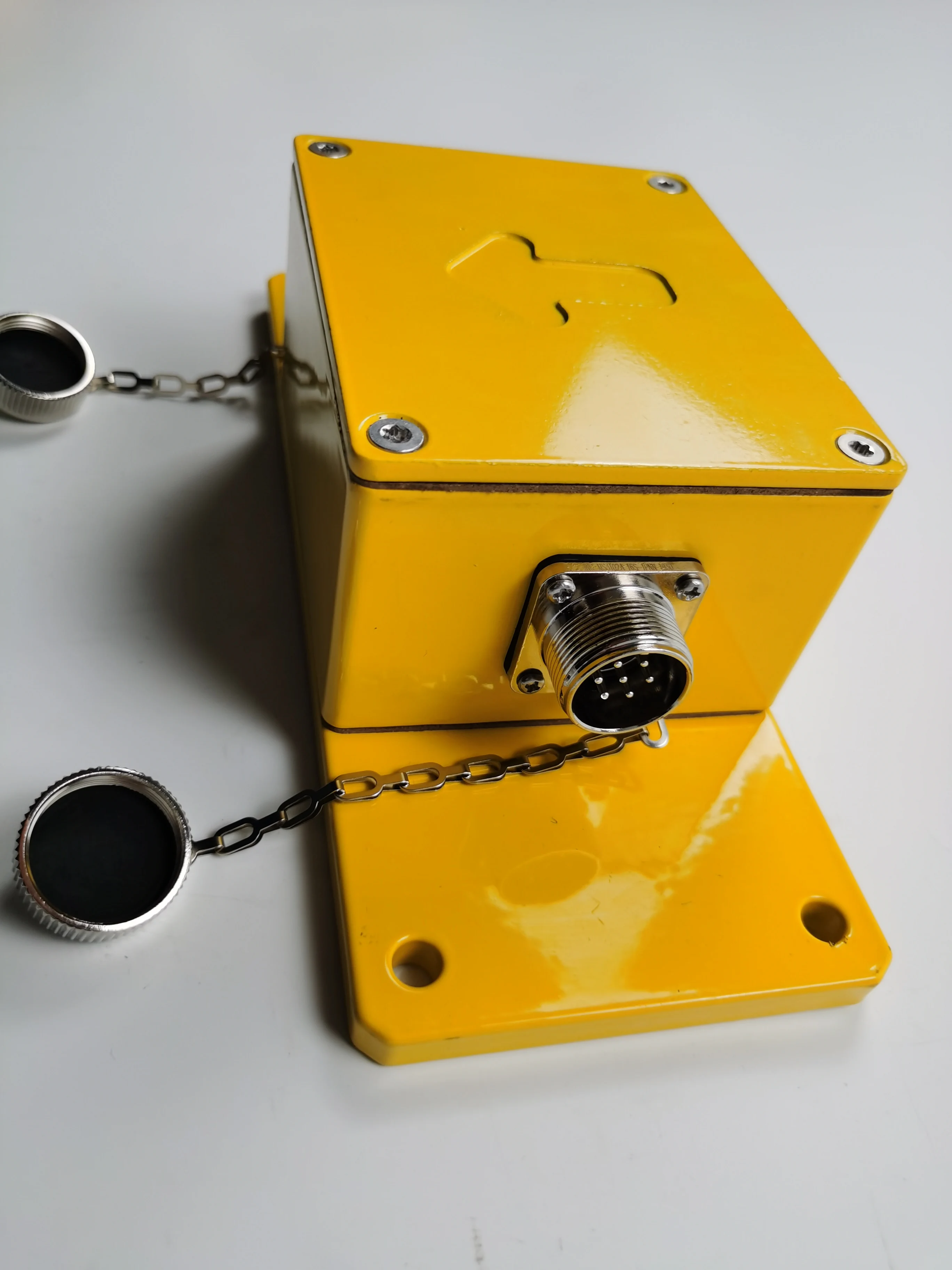 High quality asphalt paver leveling sensor 04-20-20010  BOMAG ABG moba ultrasonic level sensor PWM slope sensor