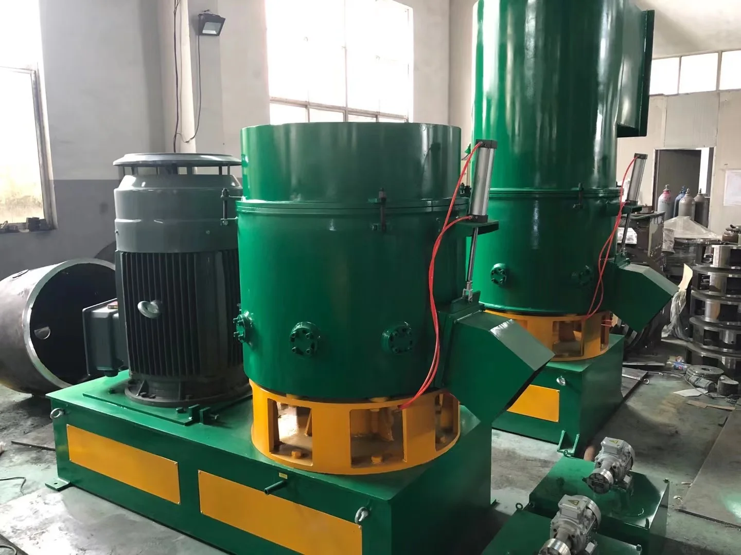 Plastic film woven bag agglomerator with agglomeration/drying/re-crystallization/compounding