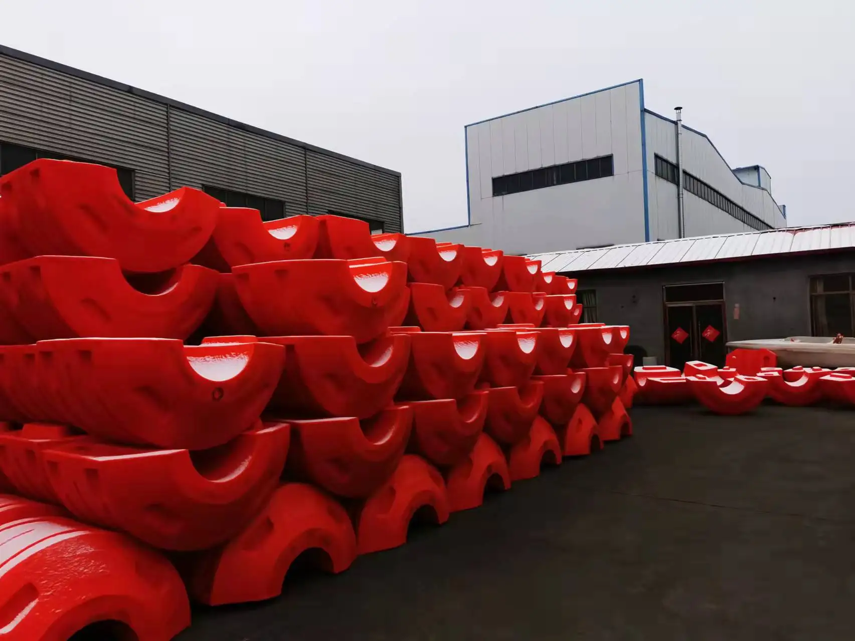 sale dredge pe floater  hdpe floating buoy pipe floats deers dredging pipe floater for marine dredge