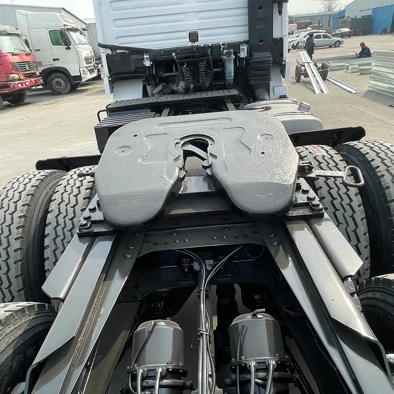 Специально для экспорта подержанного полуприцепа Shaanxi Auto Delong Тракторная головка 375 лошадиных сил контейнерный трактор