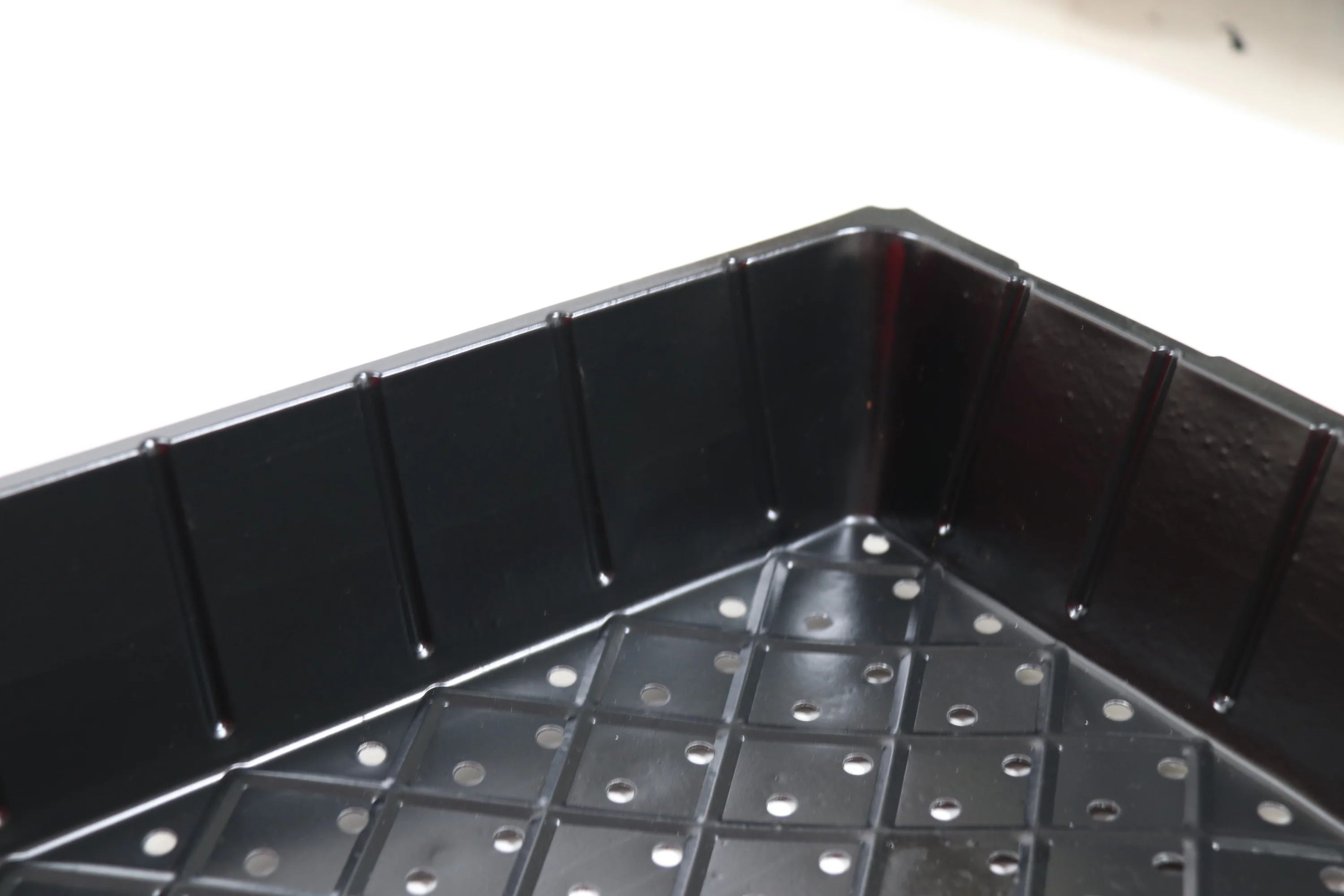 direct supply supplier  plastic seedling nursery plant trays for agricultural use black seed tray