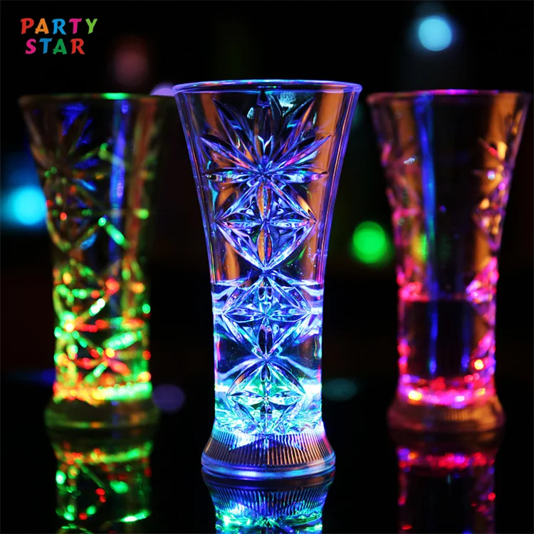 Wholesale Light Up Drinking Glasses Plastic Flashing Wine Party Decoration Acrylic Fun Plastic Cups