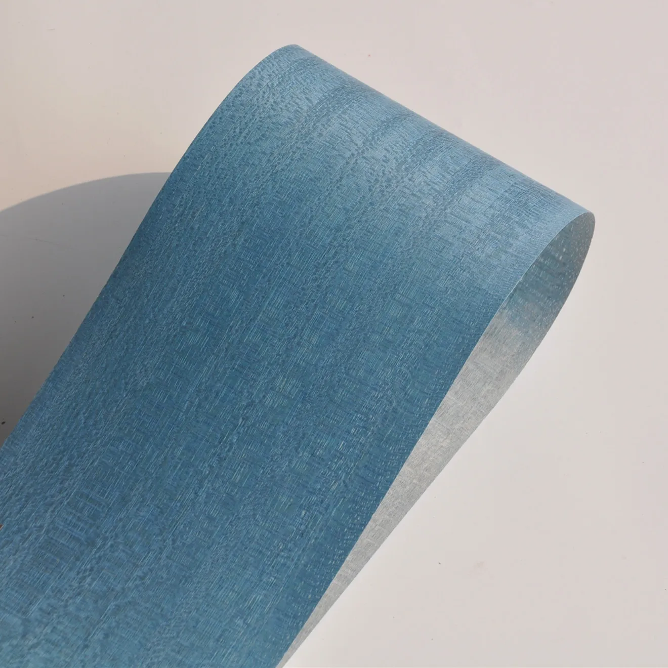 New Design Natural Dyed Veneers  High Quality   Peacock Blue Poplar Wood Veneers  For Home  Furniture Decoration