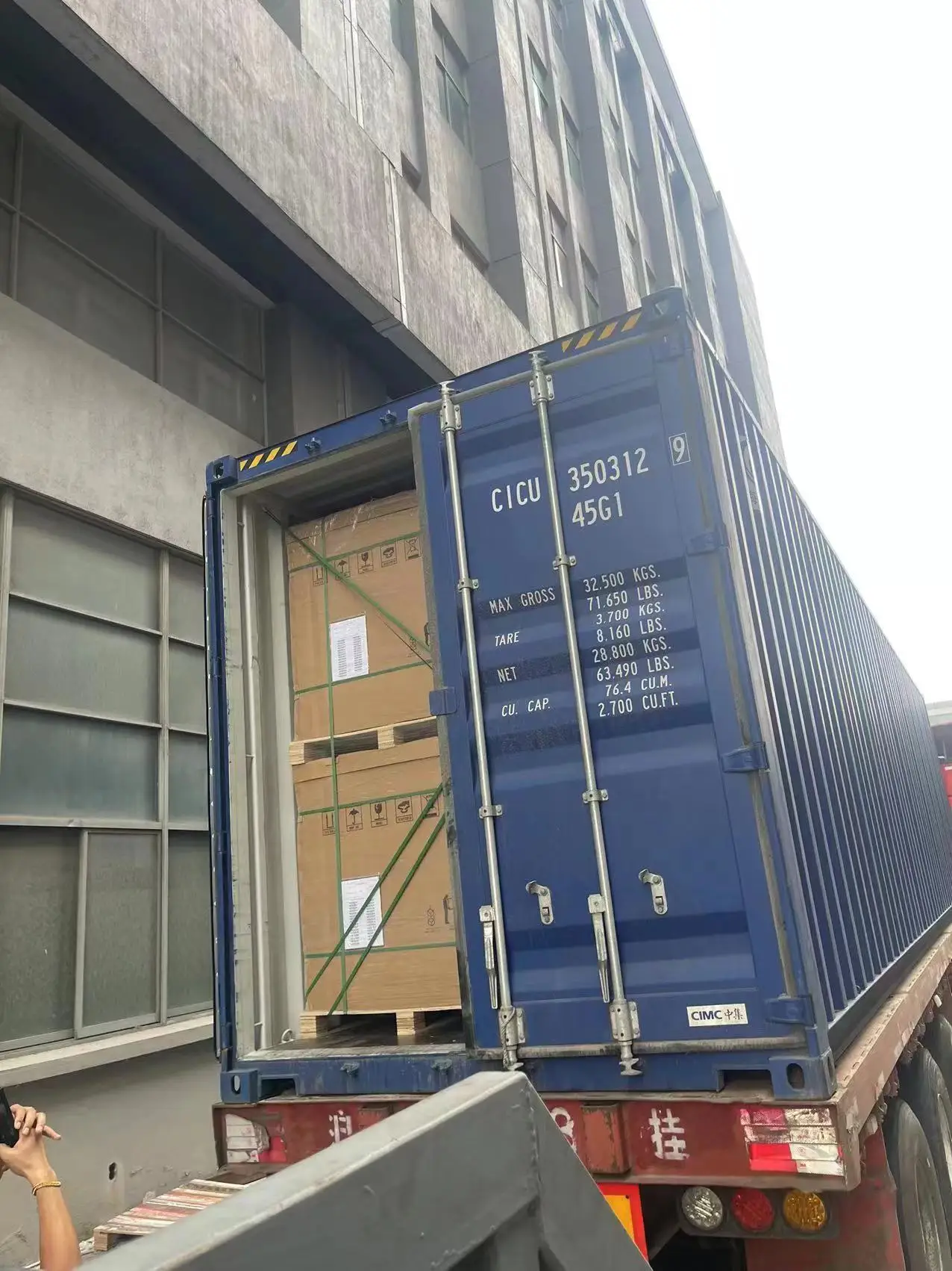 All Black 530W 540W 555W Hybrid Bifacial Solar Panel for Home Use N-Type Half Cell Topcon Technology PERC