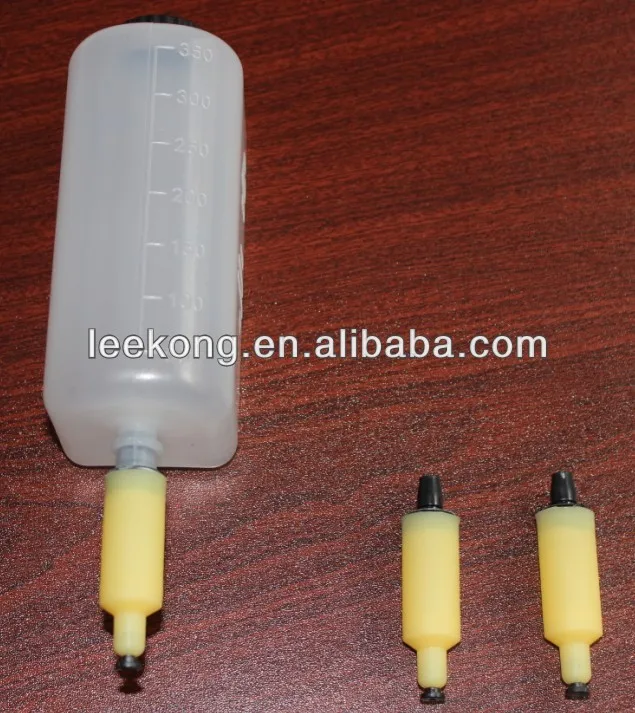 Water Tube Plastic Bottle Liquid Type Soap Dispenser Available Capacity Natural Silicone 1000ml Eco-friendly PE Cartons Square