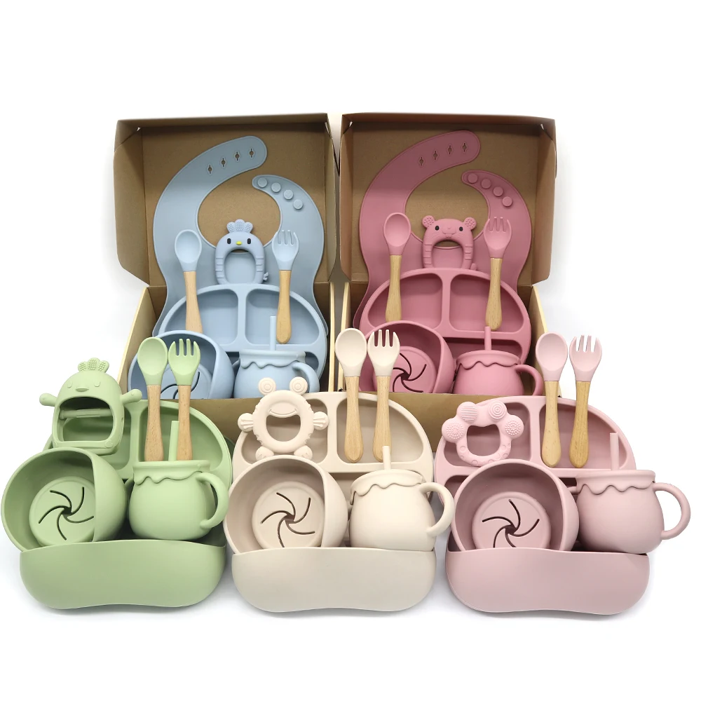 Factory OEM ODM Custom suction baby feeding supplies baby suction bowl plate sippy cup bib spoon silicone baby feeding set