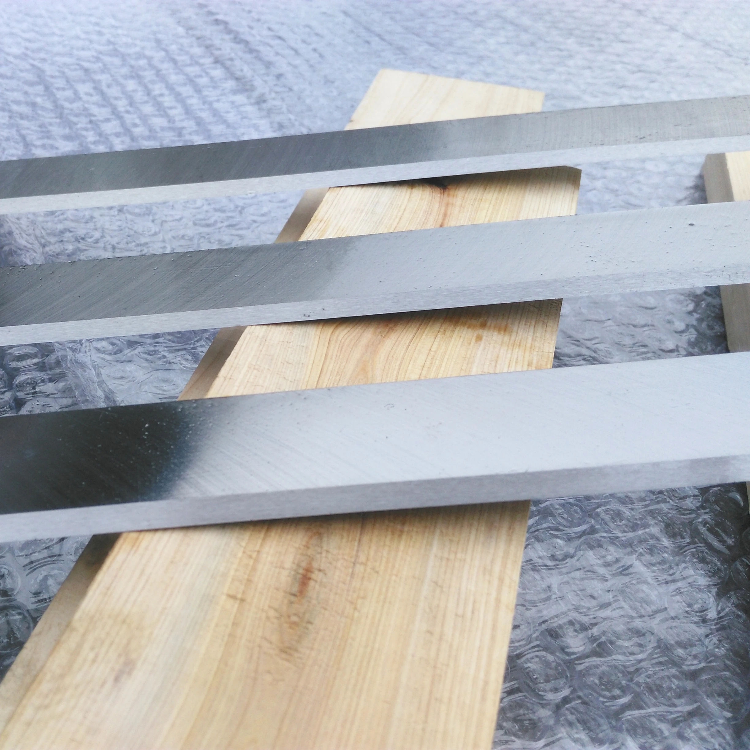 
Hard wood solid W18 planer knife for planing 