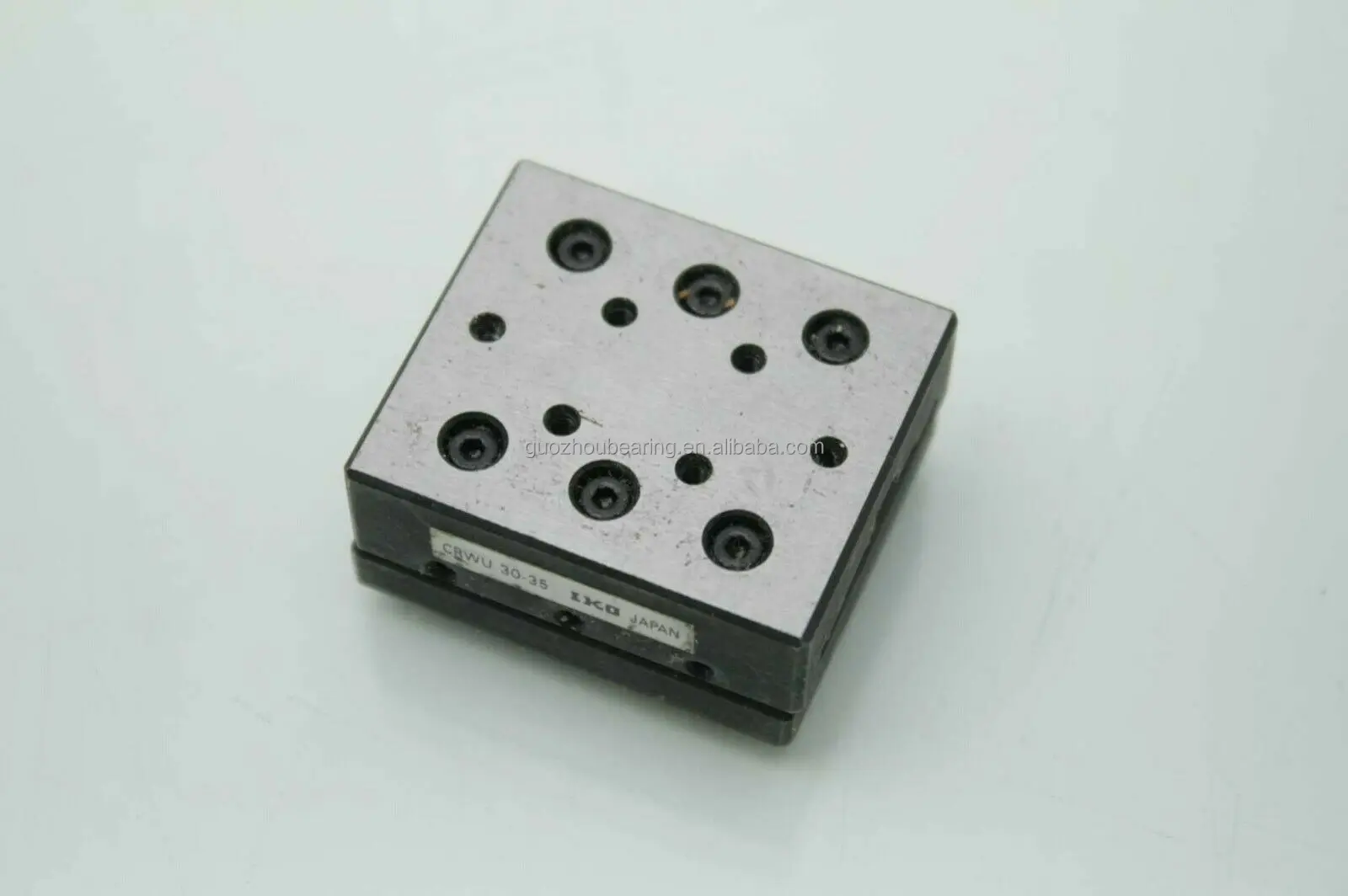 IKO CRWU30-35  (2).jpg