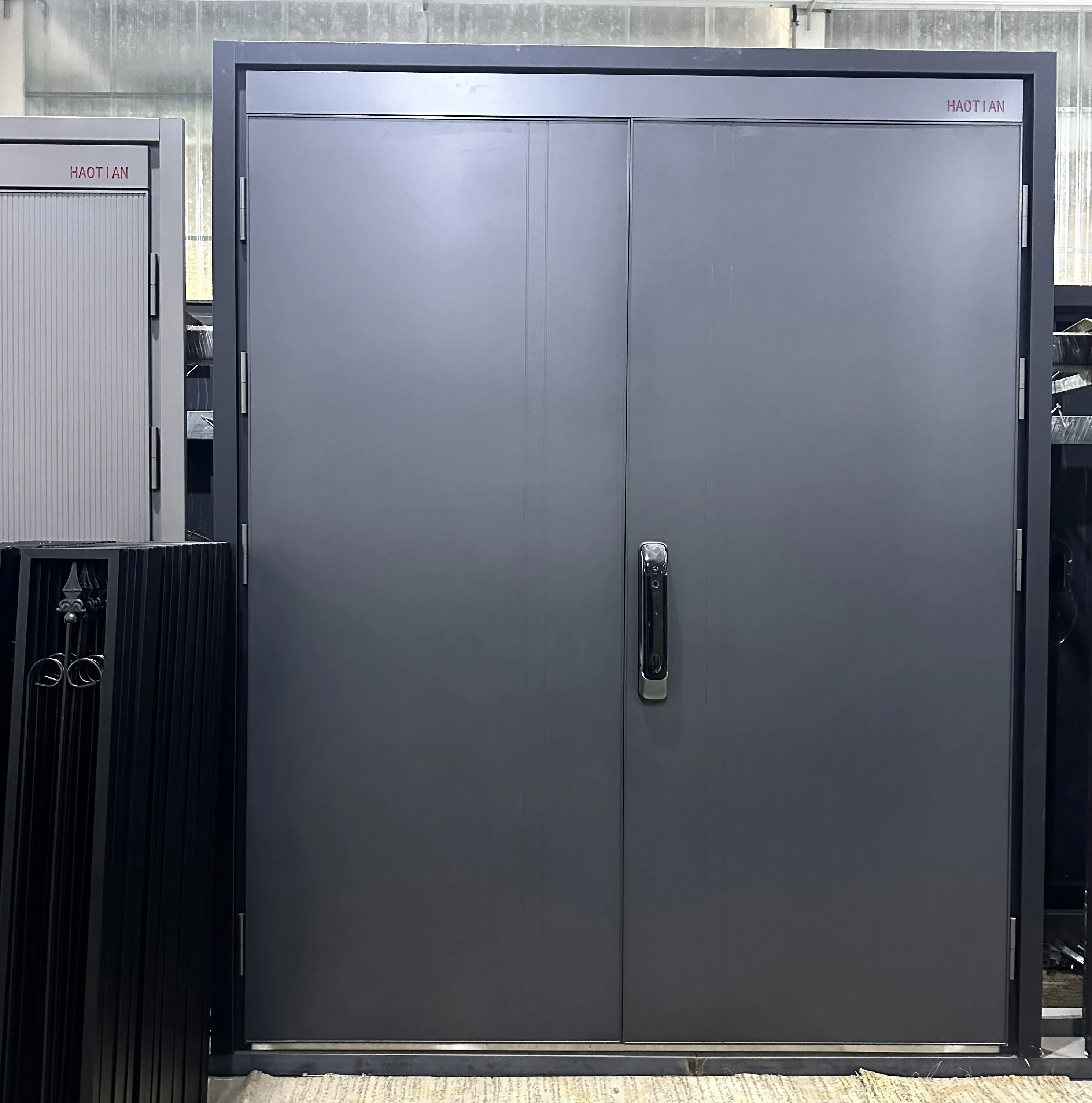 Оптовая продажа китайский поставщик элегантная современная модная стильная алюминиевая дверь