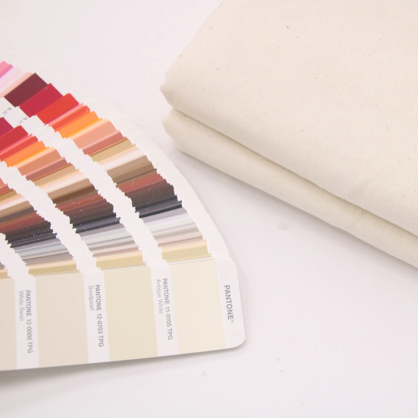 Factory Price Plain Structure Woven Technics Rustic Custom Fabric Clothing Print Clothing Fabric