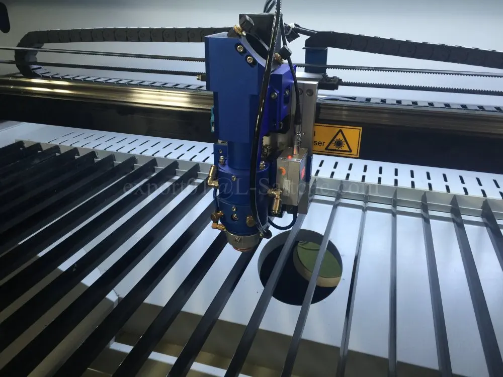 cheep laser co2 engraving machines CO2 laser cutting machine Used Fabric and Cloth