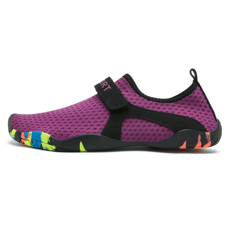 Professional Durable Water Shoes New Arrival Unisex round Toe Beach Shoes Light Weight Breathable Anti-Slippery Summer Spring