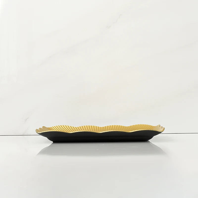 Cheap Price Factory Sales 13 Inch Solid Square Silver Gold Plastic Wedding Charger Plate