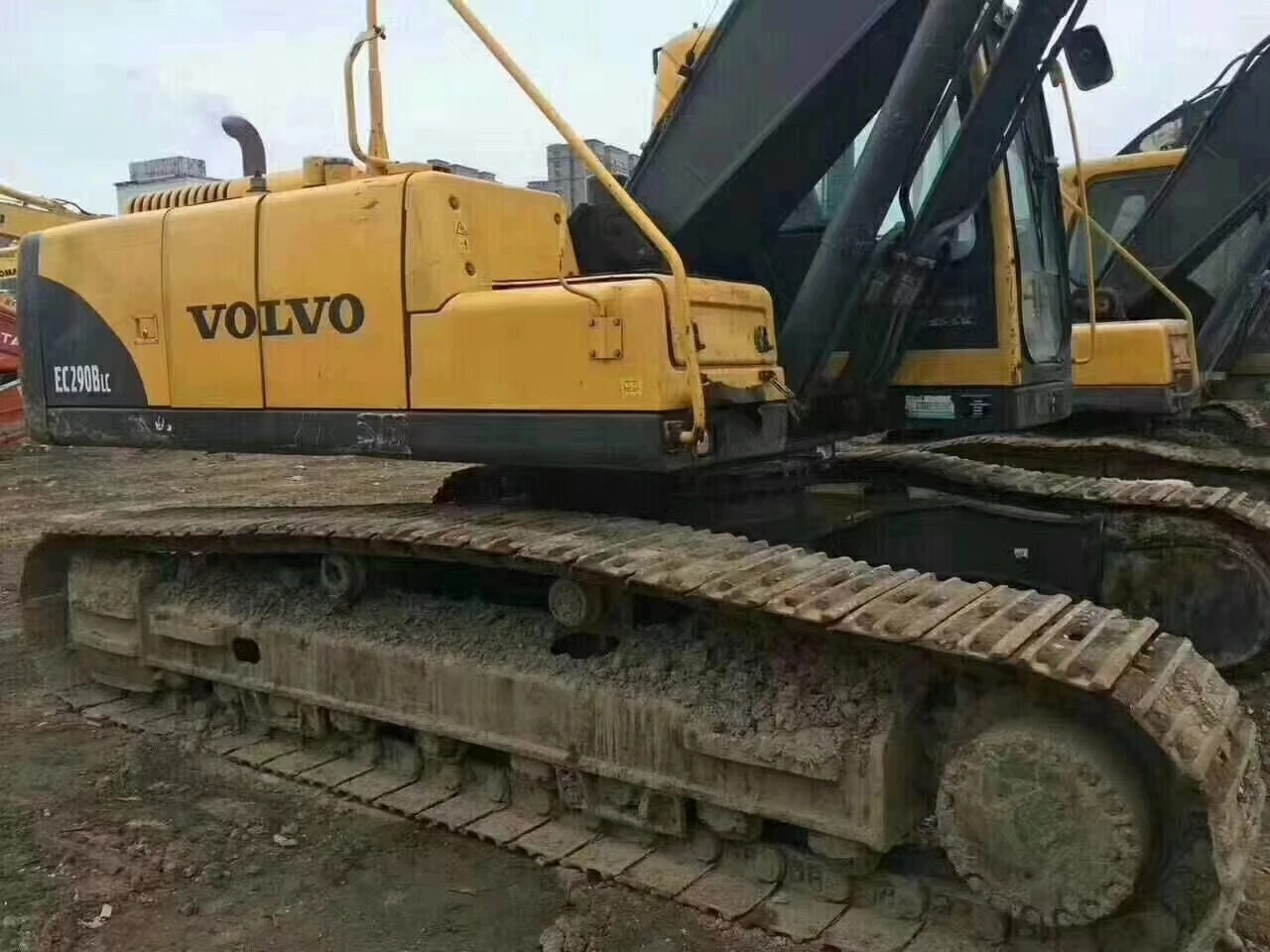 Volvo Ec290 290 Easy to Drive the Vehicle Is User-friendly to Operate at a Low Price Excellent Performance
