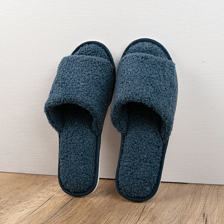 Selling well all over the world spring and autumn customized colors and sizes couple house home slippers