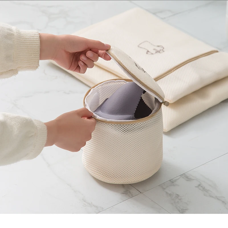 Ultra Fine Zipper Mesh Wash Bag Protects Delicate Expensive Blouses Hosiery  Bras and Underwear No More Snags Knotting