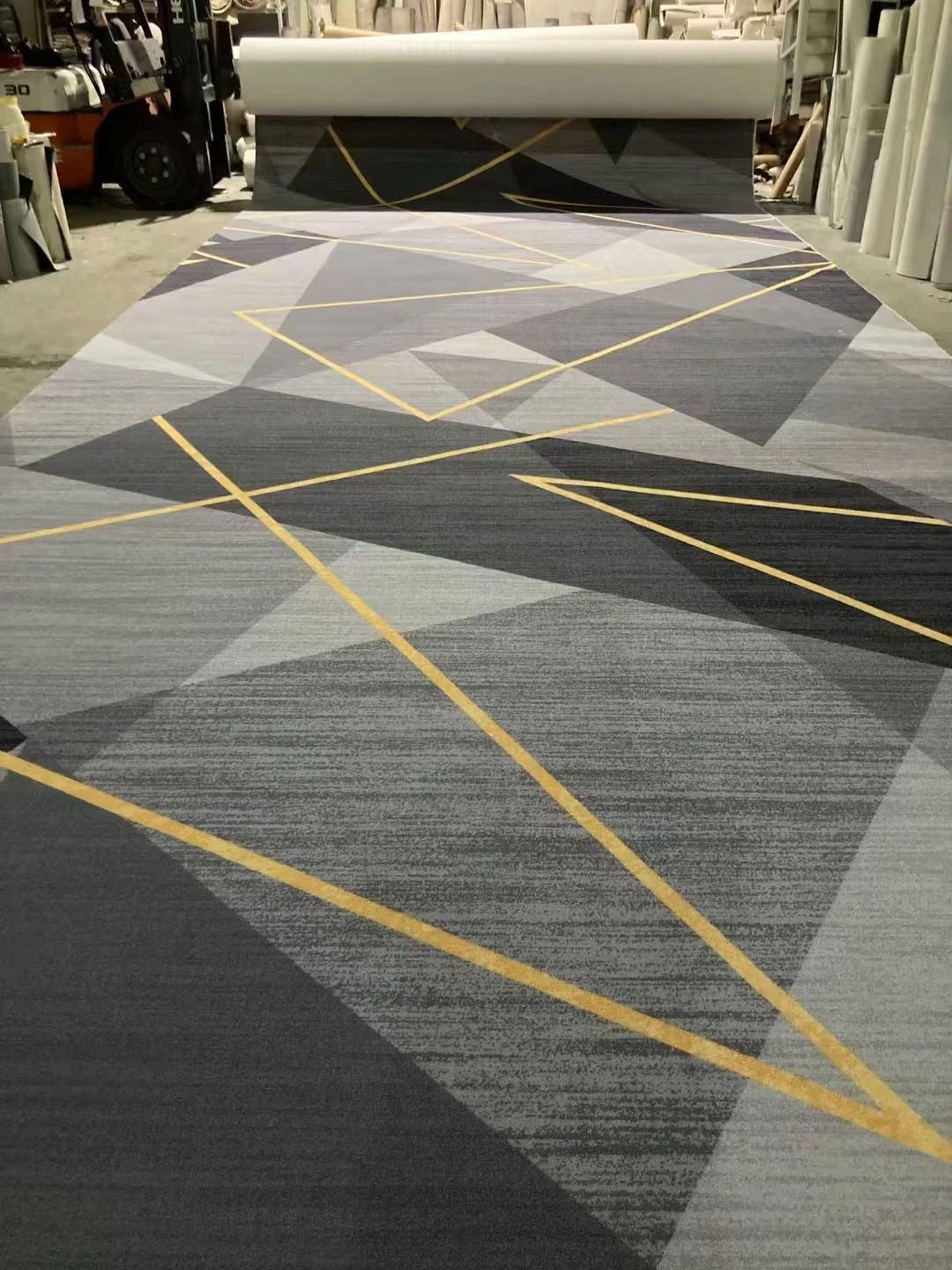 China Factory loop pile printed Carpet Machine Made Eco-friendly Commercial Carpet Loop Pile Wall to Wall Carpet