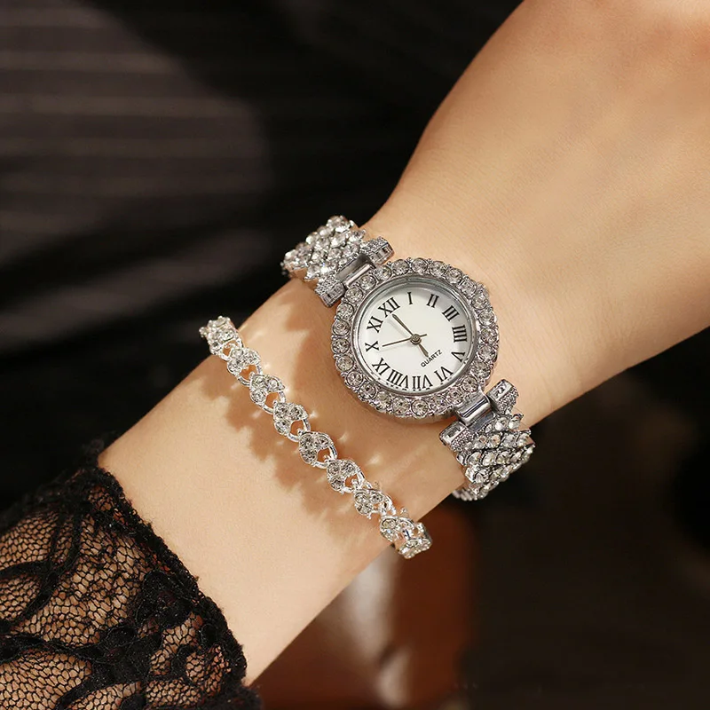 Wholesale Custom LOGO fashion Classic women diamond wristWatch Quartz bracelet Watches set for Ladies