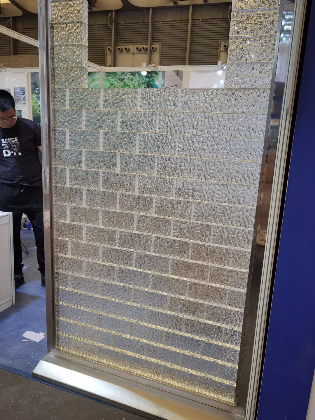 Popular gold mosaic tile decorative glass brick glass mosaic tilebrick wall tiles